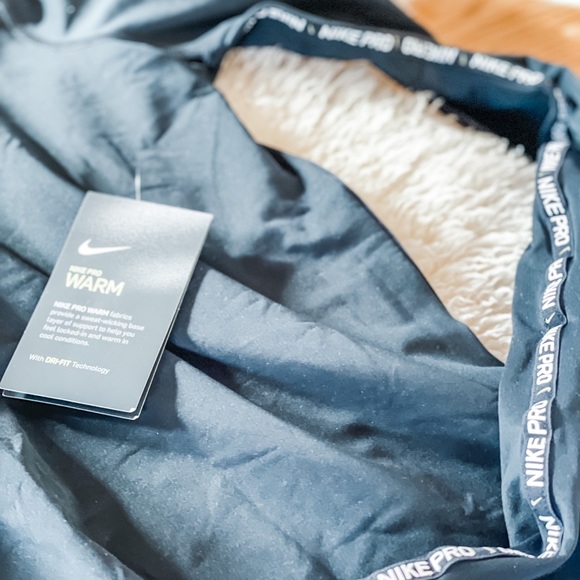 Nike Pro Warm Dri-Fit training shirt - Picture 3 of 7